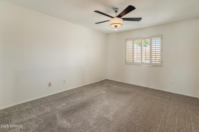 26034 S Eastlake Dr-31