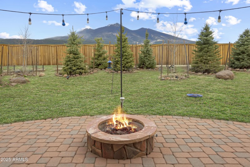 HiRes-8725ChimneySprings06
