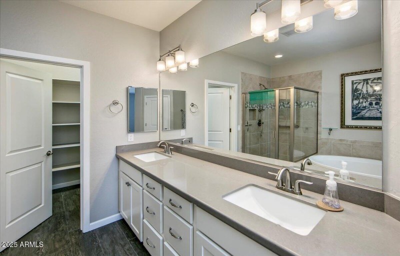 18-Primary Bathroom