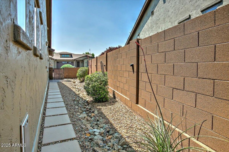 22-Side Yard