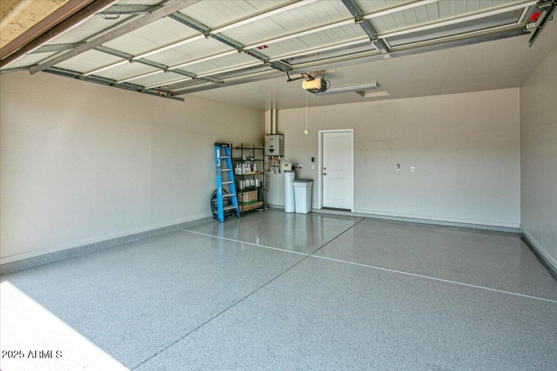27-Garage