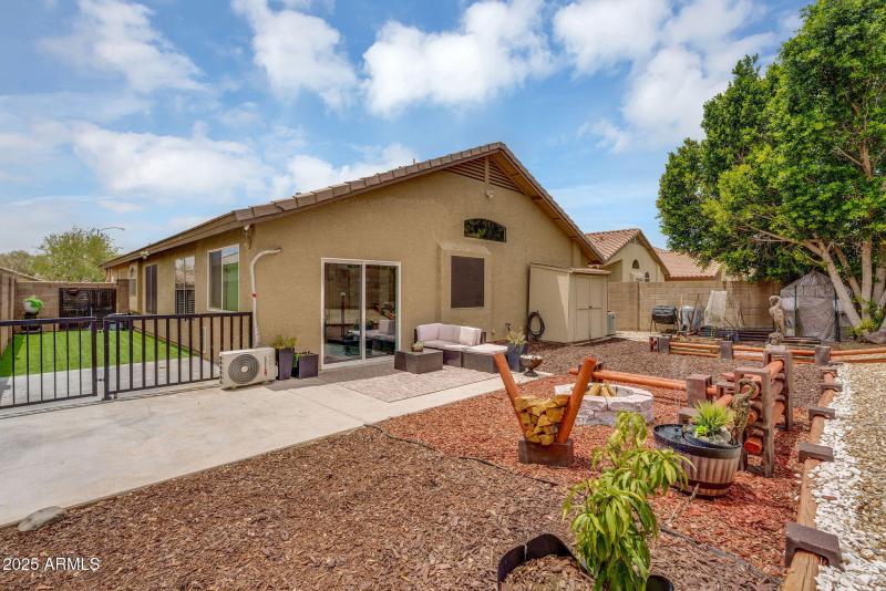 37-web-or-mls-10226 W Country Club Trail
