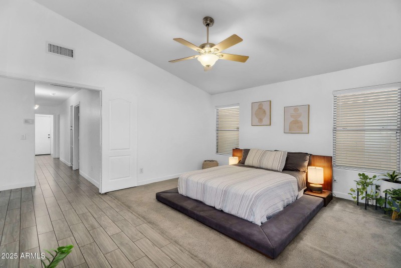 21-web-or-mls-10226 W Country Club Trail