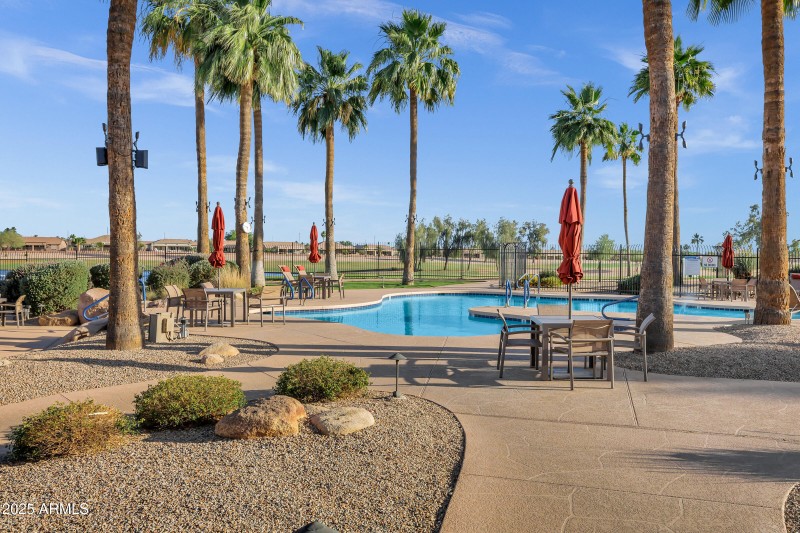3640 E Torrey Pines Ln-44
