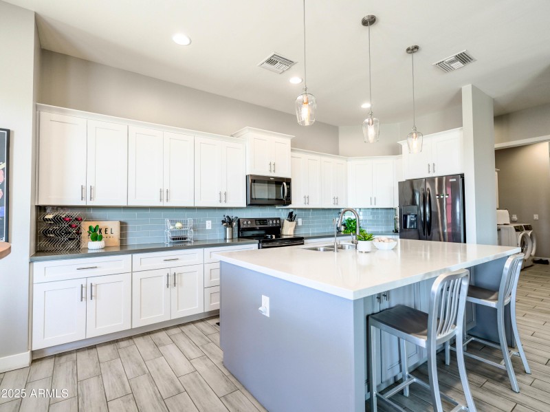 35812 N Calle De Amantes