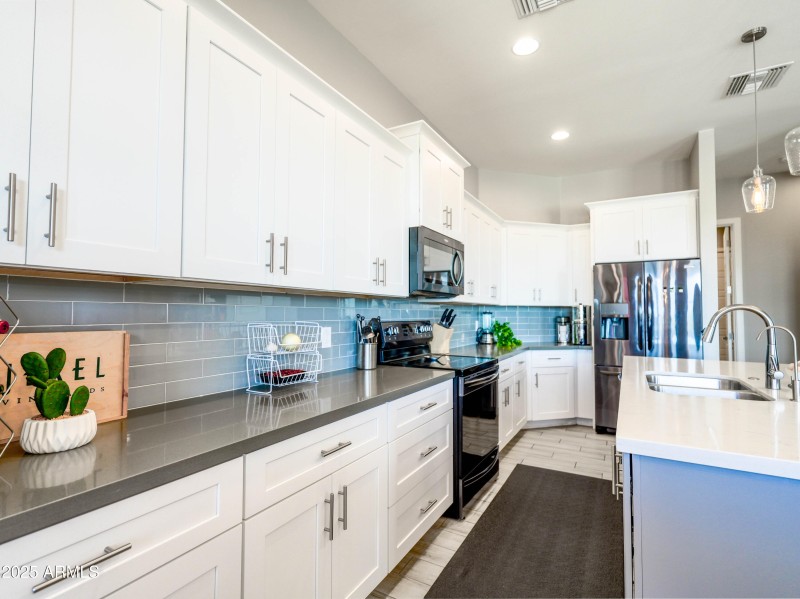 35812 N Calle De Amantes