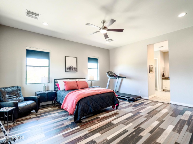 35812 N Calle De Amantes