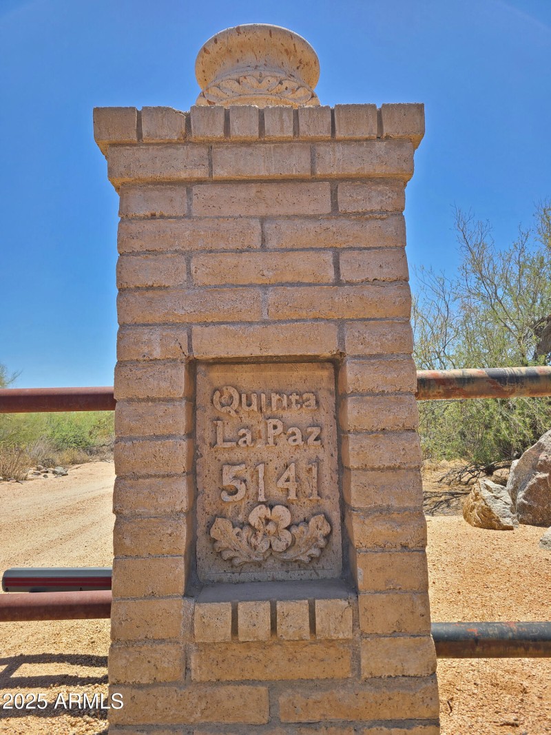 Gate - Front B