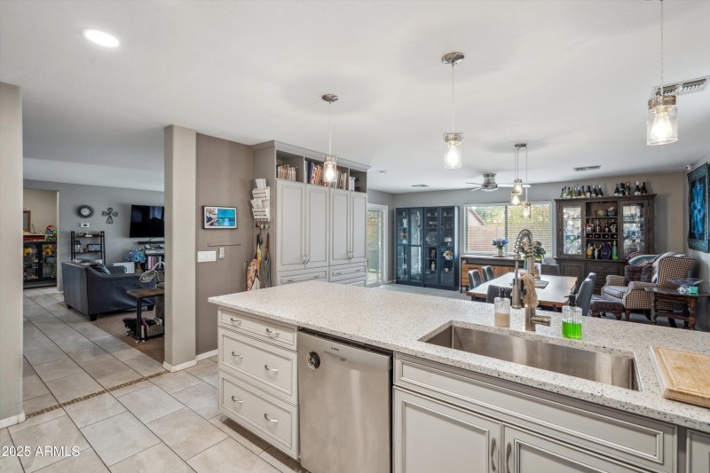 15-Kitchen