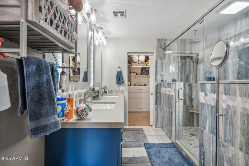26-Master Bathroom