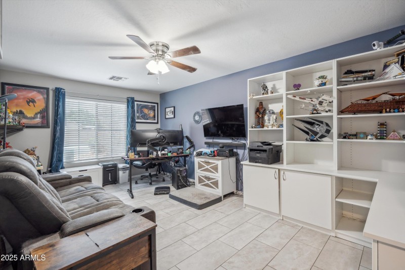 31-Family Room