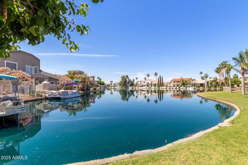 46 Emerald Island