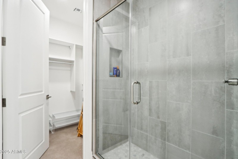 2nd Primary on Suite Bath