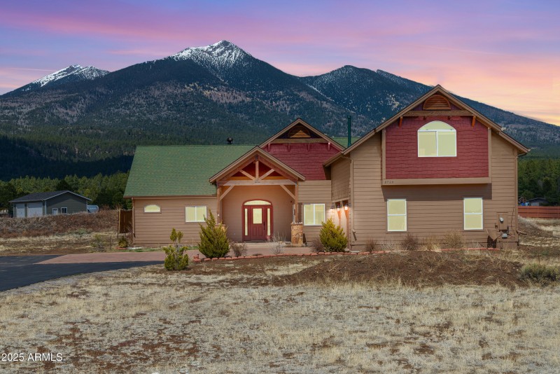 HiRes-8725ChimneySprings-003