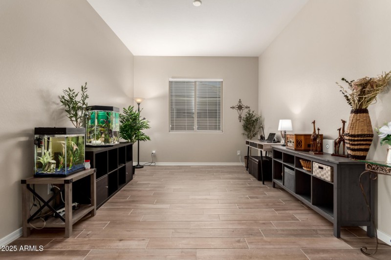 Den/Formal Dining