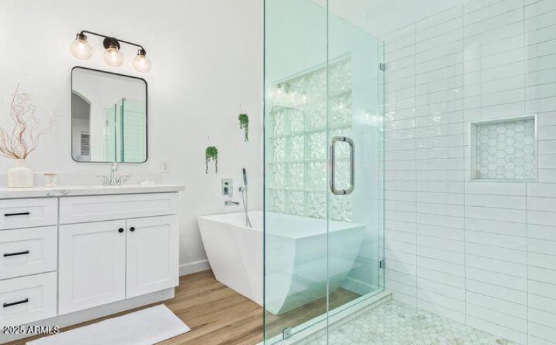51st Primary Bath