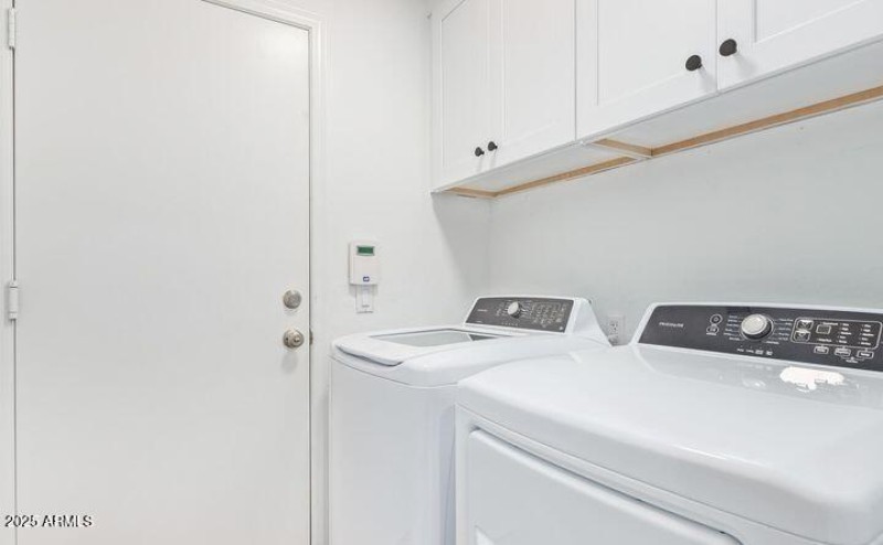 51st Laundry Rm