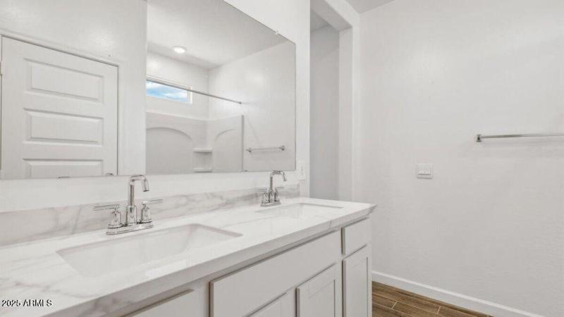 Ashburn Stock Photo m