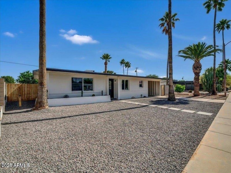 Custom home neighborhood