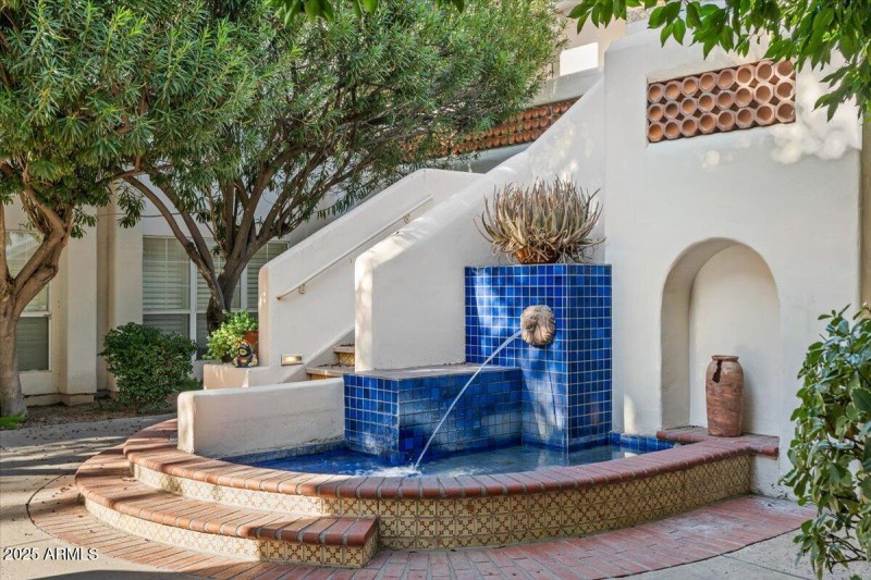 03-Water feature