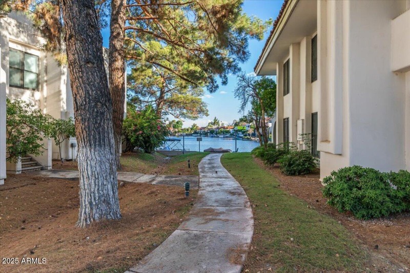 31-Walkway to Lake