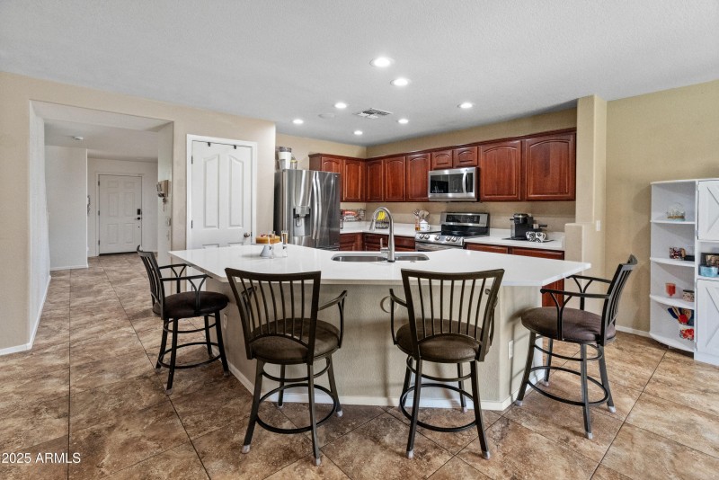 18542 W Valerie Dr-15