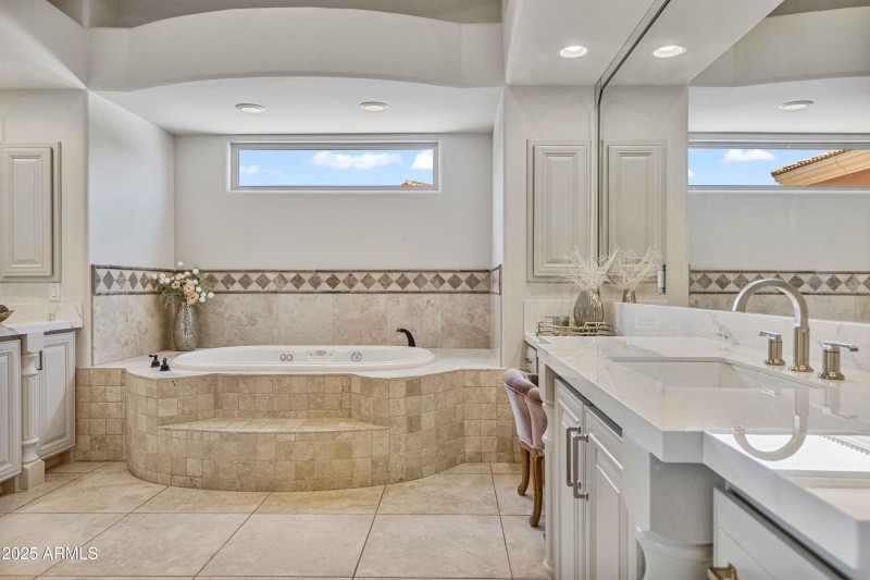 Durable Porcelain Counters