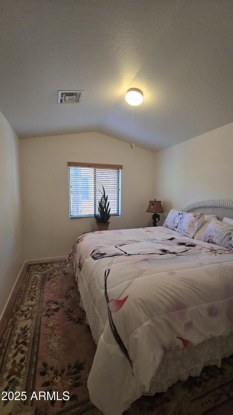 GUEST BED 3 PIC3