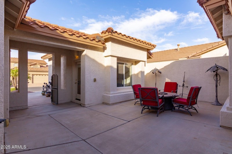 Separate Casita