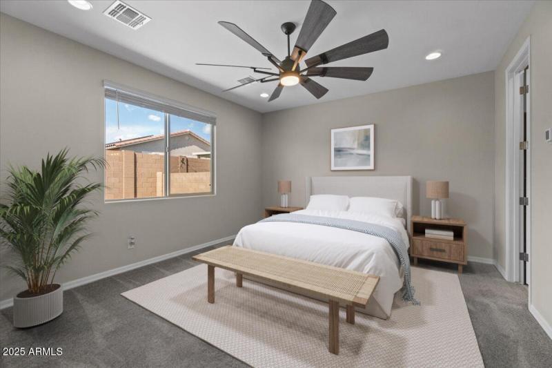 22-Primary%20bedroom