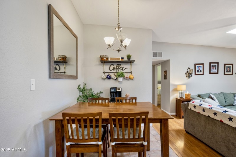 Eat in Kitchen