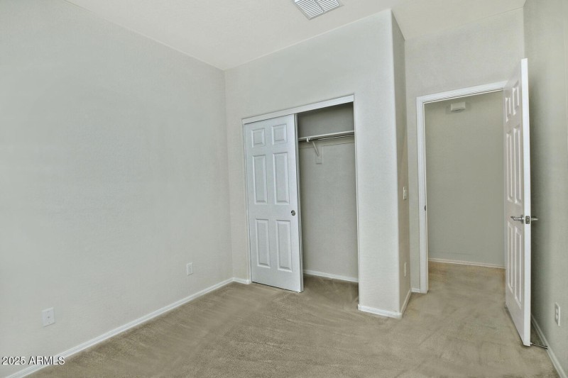 3405 N San Marin Dr Florence-large-021-0