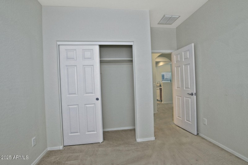 3405 N San Marin Dr Florence-large-024-0