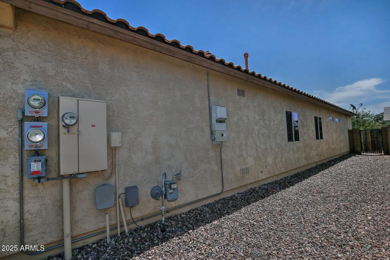 3405 N San Marin Dr Florence-large-032-0