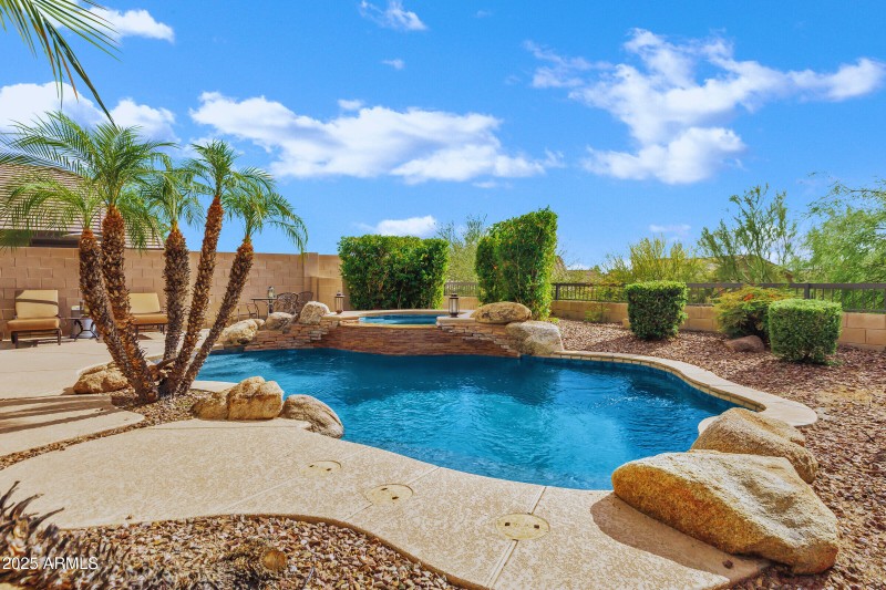 2758 Sterling Pool