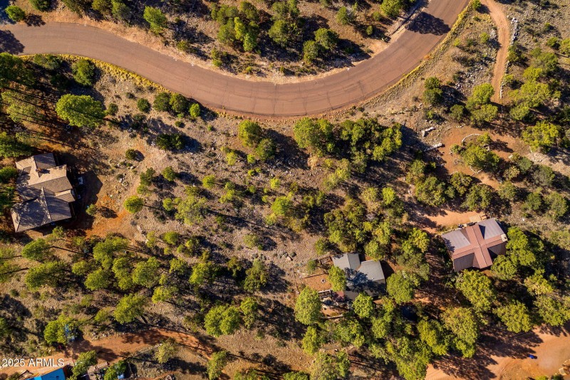 2794SkyHawkDr-Overgaard-AZ-11