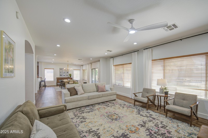 Living Room 4