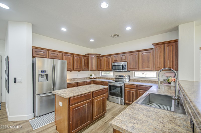Kitchen 2