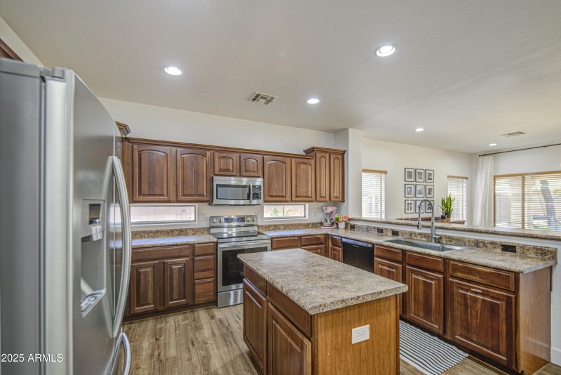 Kitchen 4