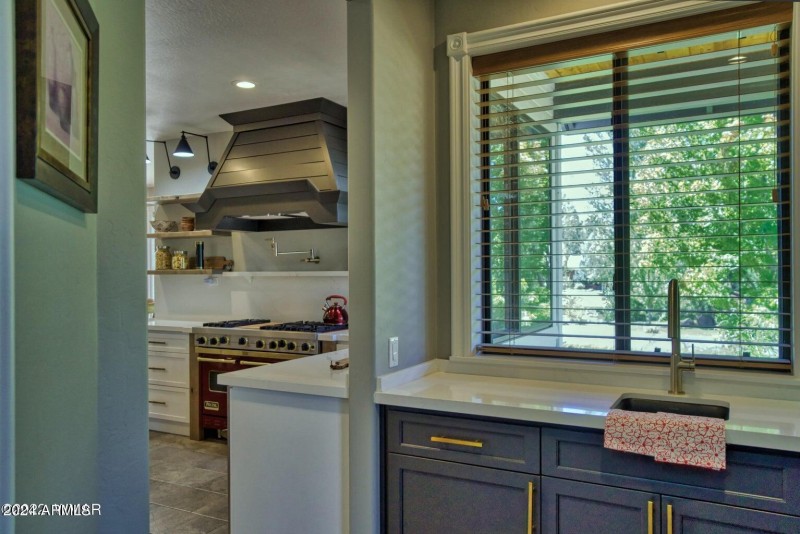 Butler Sink