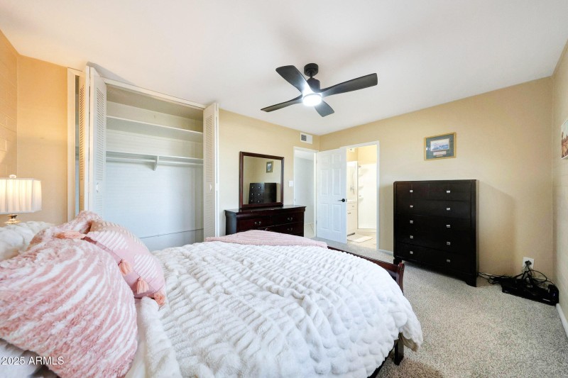 Primary Baedroom