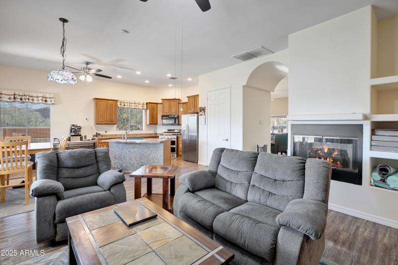 FUNSTON GREAT ROOM TO KITCHEN