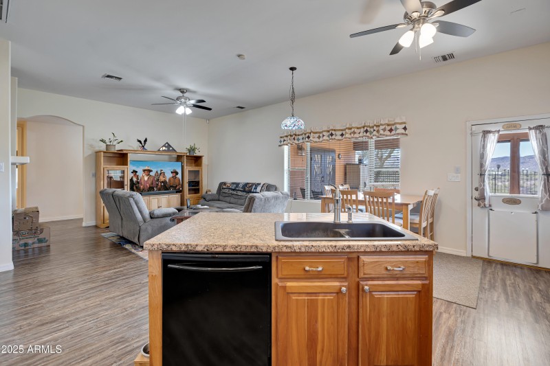 FUNSTON KITCHEN 4