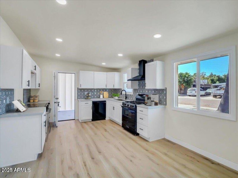 Open Kitchen