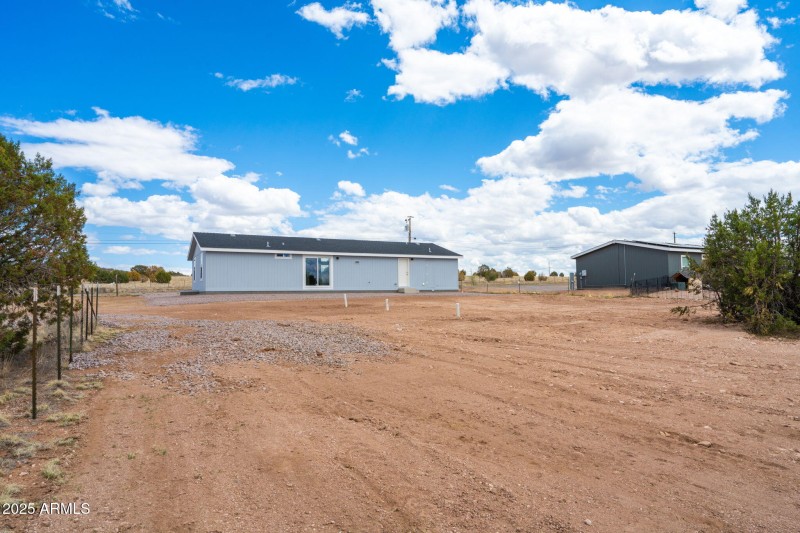 24-web-or-mls-25200-n-enid-dr