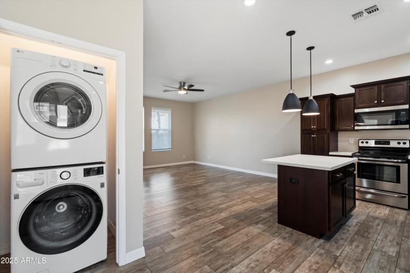 28-Laundry Area