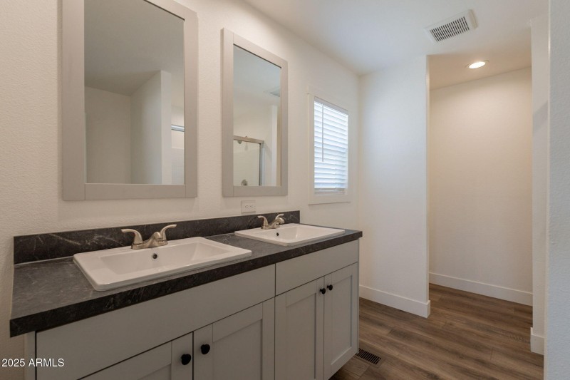 29-web-or-mls-Starr-29