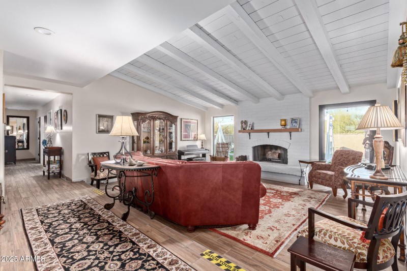 An abundance of natural light here!