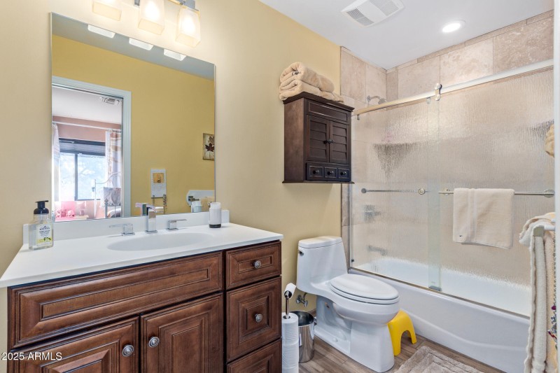 Bedroom 3 has a full bath
