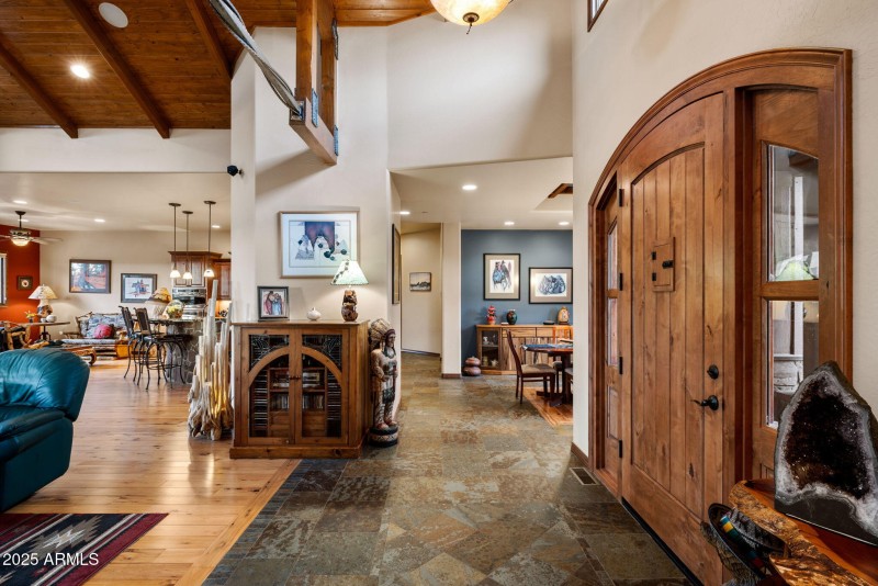 24-Foyer to Dining Room